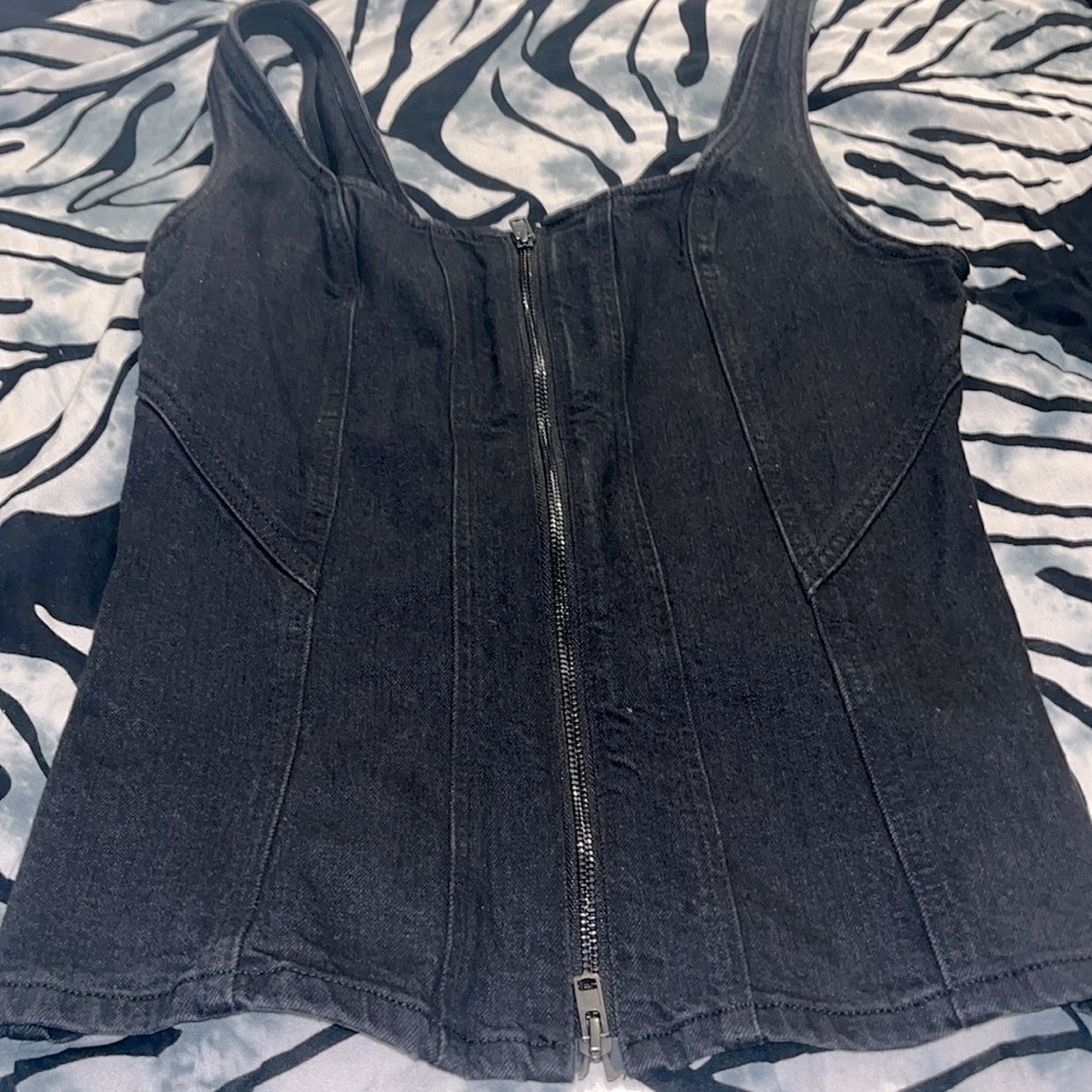 Black Jean Sleeveless Zip-Up Top
